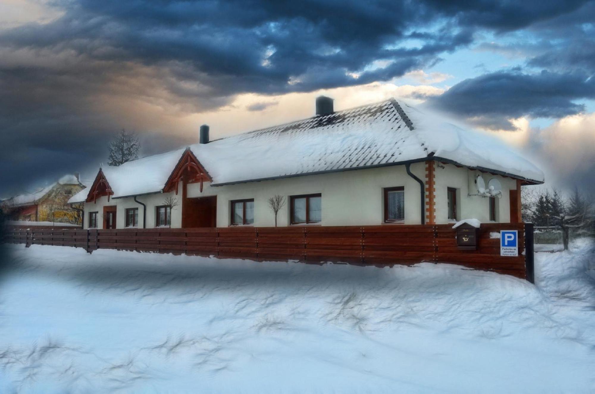 Hansag Vendeghaz Kapuvar Bagian luar foto