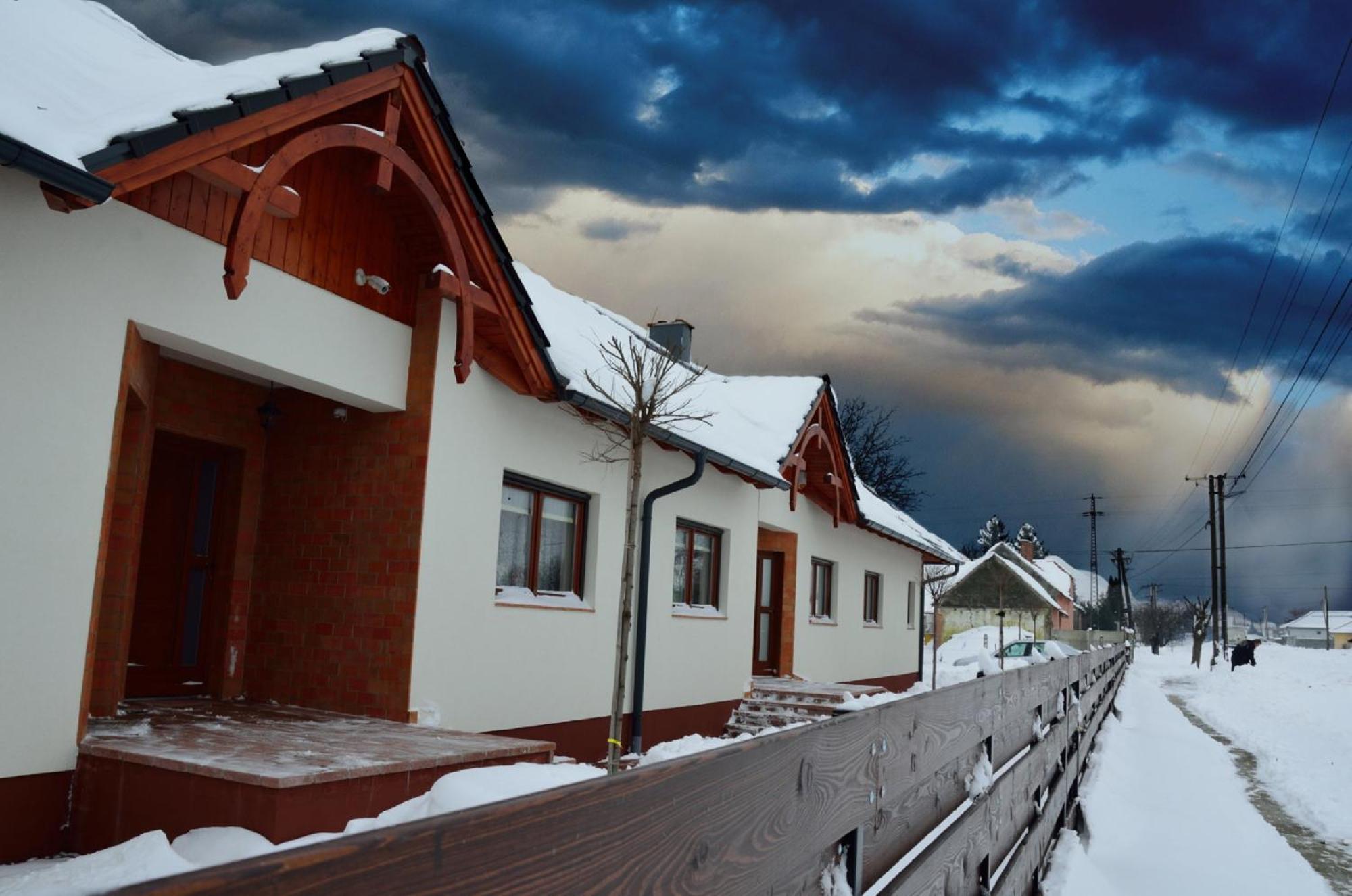 Hansag Vendeghaz Kapuvar Bagian luar foto